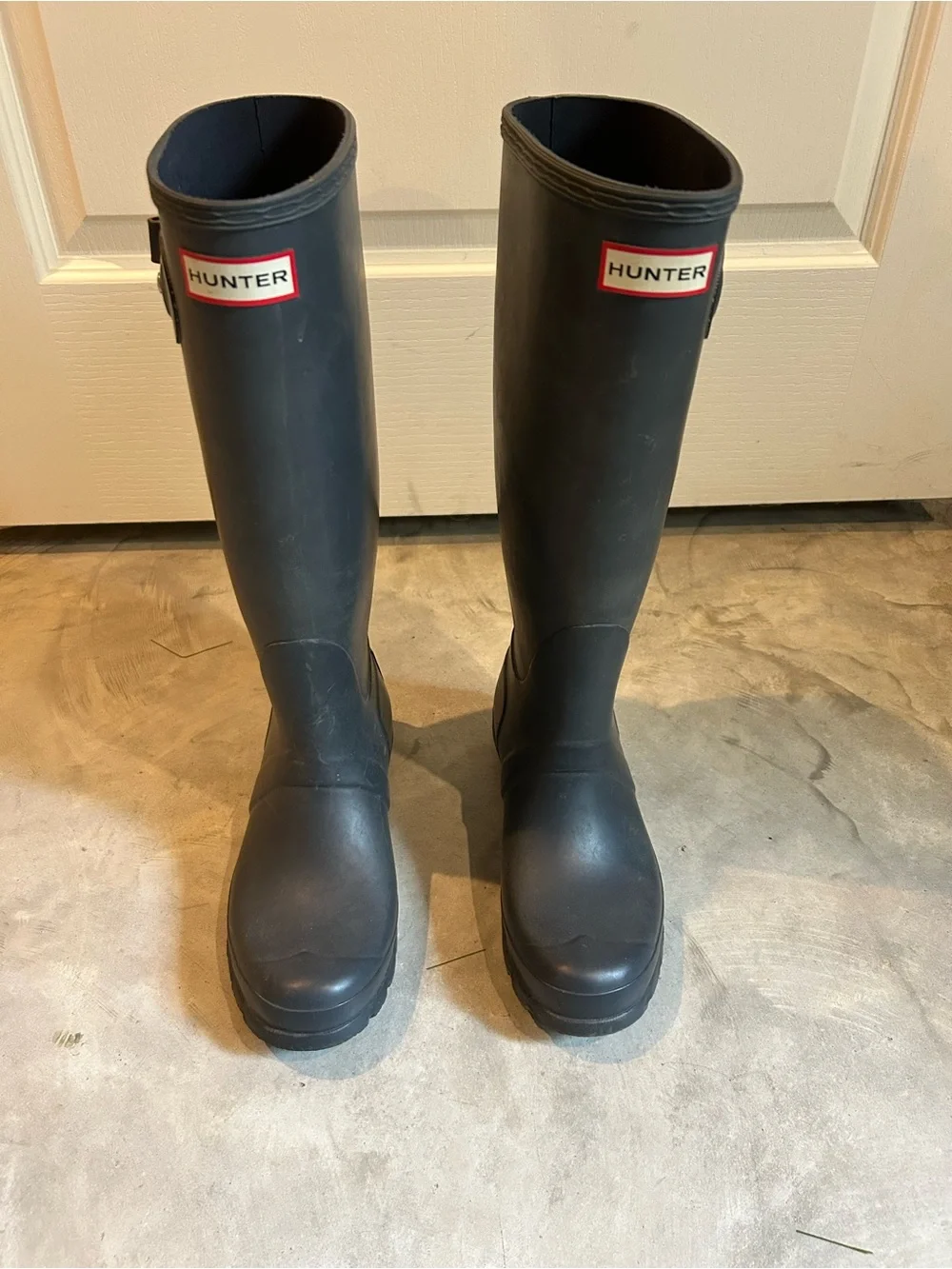 Hunter Tall Rubber Rain Boots in Gray.